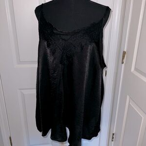 Torrid Silky Tank Top with Lace Details Size 2
